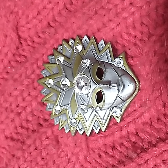 MYSTICAL VINTAGE MASK BROOCH - Picture 2 of 4